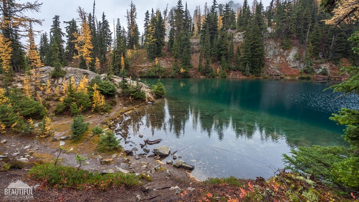 Photo from the Blue Lake Trail, taken in autumn; Diablo Lake Area, North Cascades Region