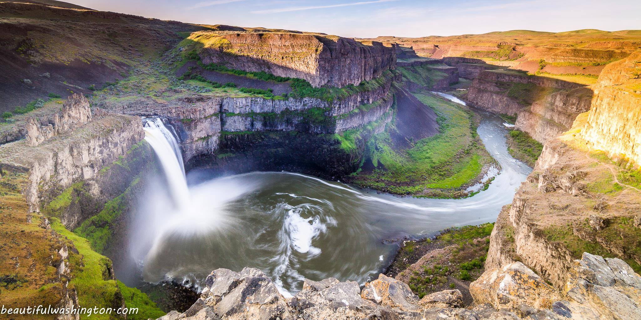 Palouse Falls State Park Photo from Palouse State Park, Washington